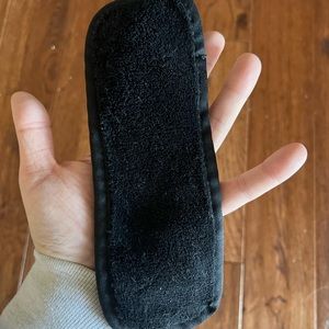 Mini Black Makeup Eraser 🖤